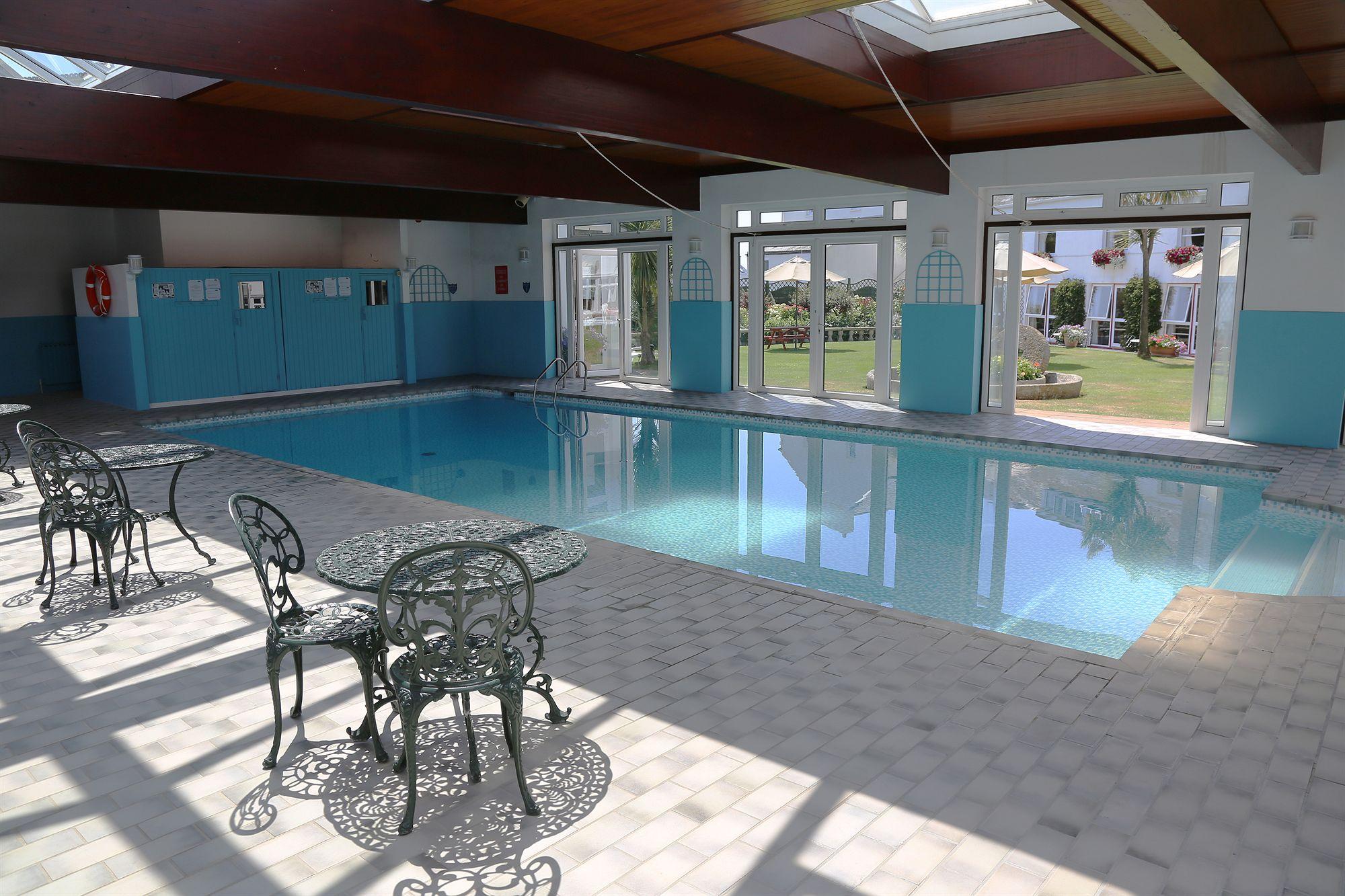 Beausite Hotel Grouville Bagian luar foto