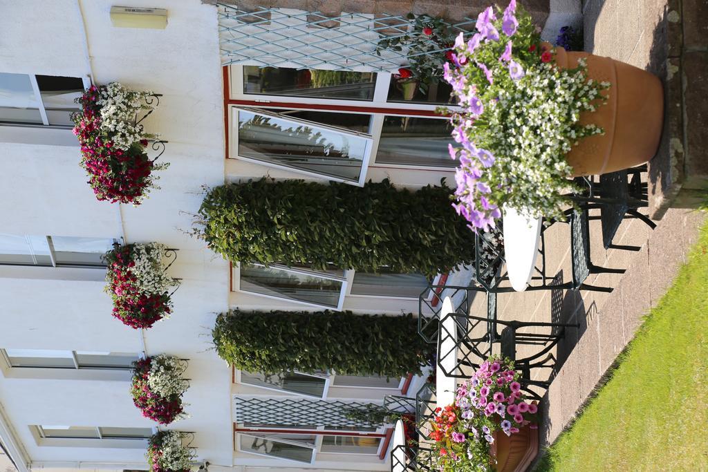 Beausite Hotel Grouville Bagian luar foto
